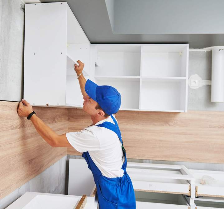 Création et pose de placards sur mesure