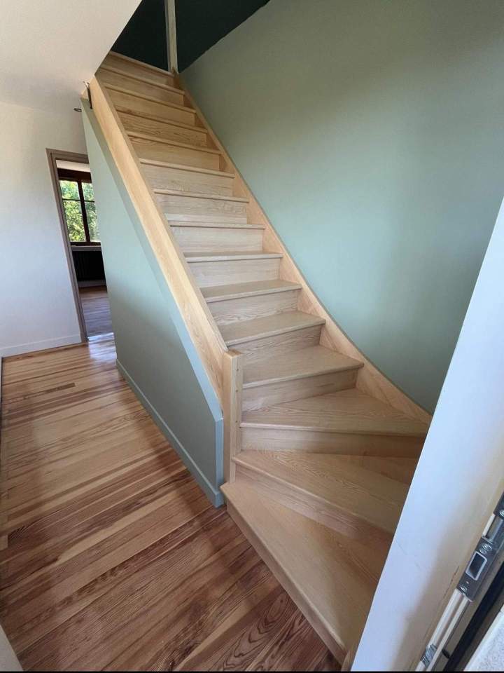 Fabrication et pose d’escalier bois Saint Flour